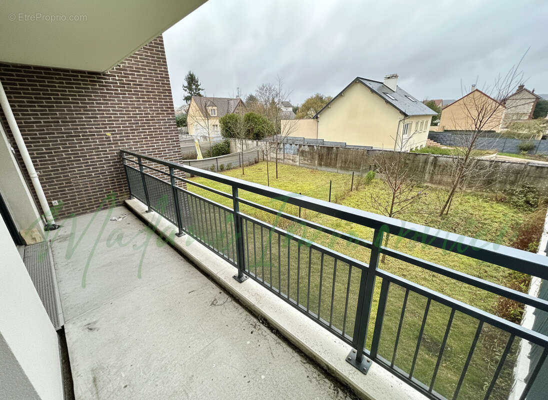 Appartement à ROSNY-SUR-SEINE