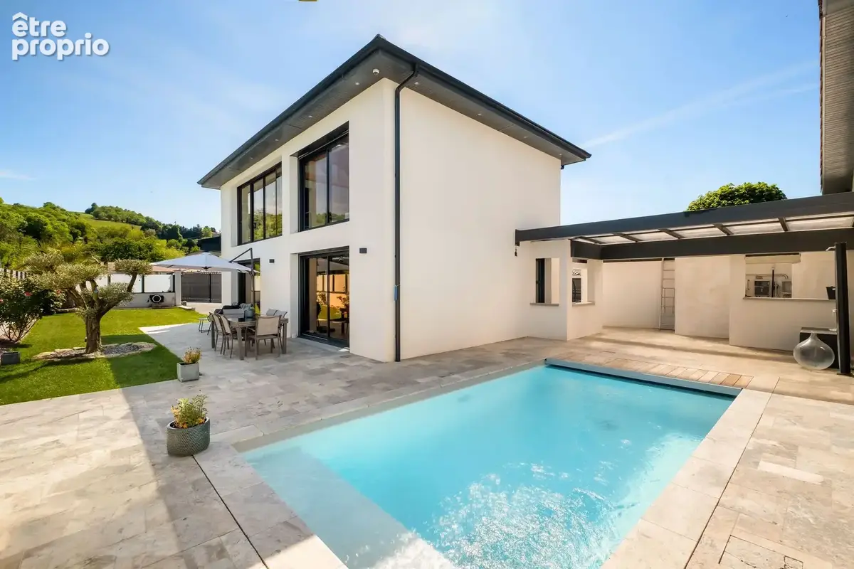 Photo Maison à Savas-Mepin au prix de 532 000€