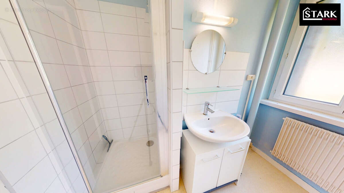 Appartement à VIEUX-CHARMONT