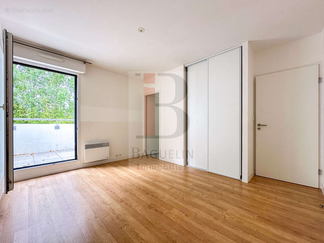 Appartement à FOURAS