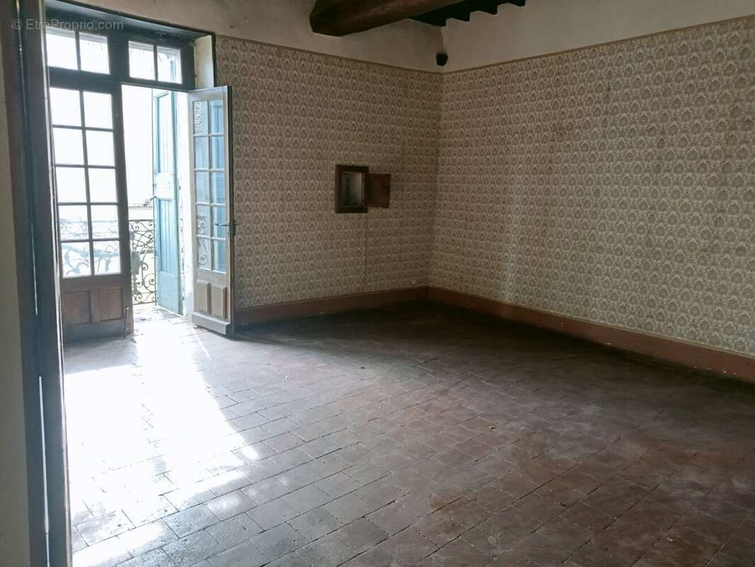 Maison à DURFORT-ET-SAINT-MARTIN-DE-SOSSENAC