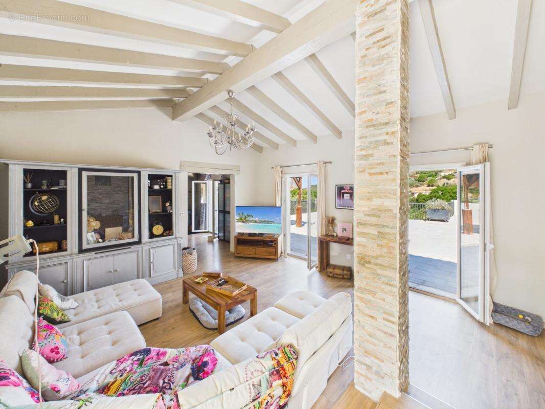 A vendre villa f5 et f3 avec piscine - castagnola - alata - photo 6
