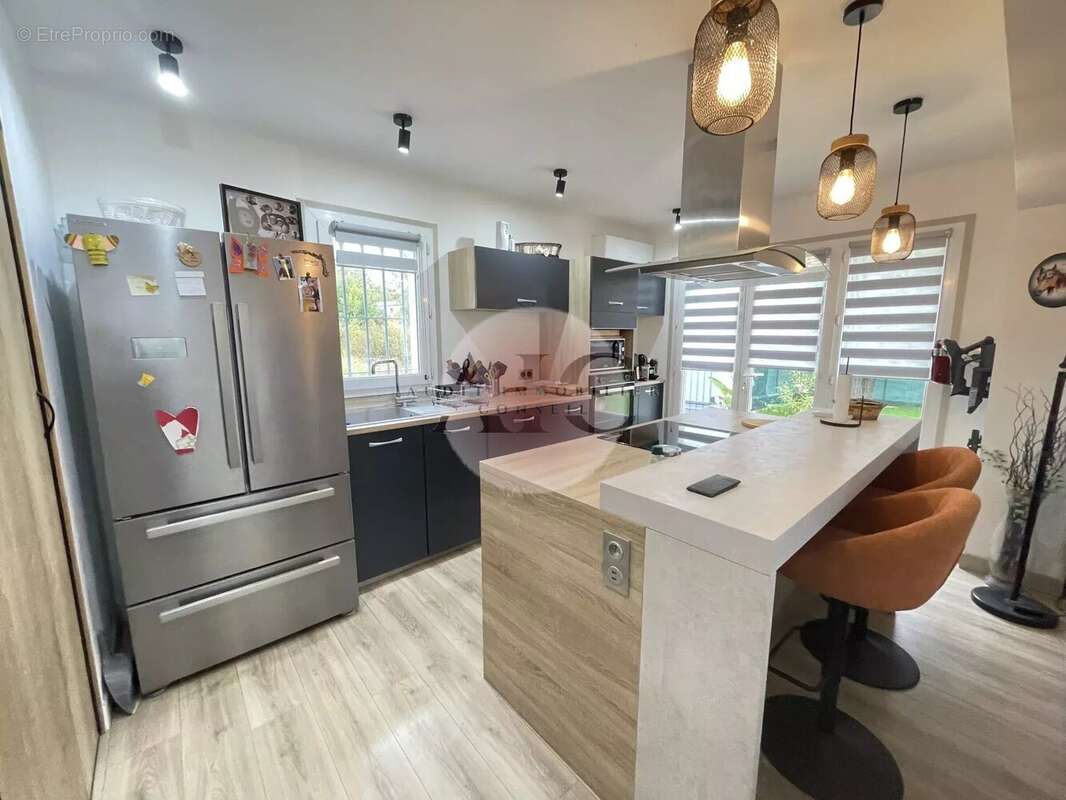 Maison à TOURRETTES