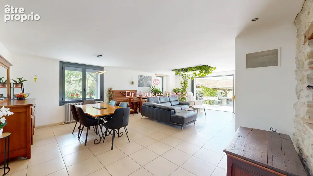 Maison 224 m² à Lavaur  - photo 7