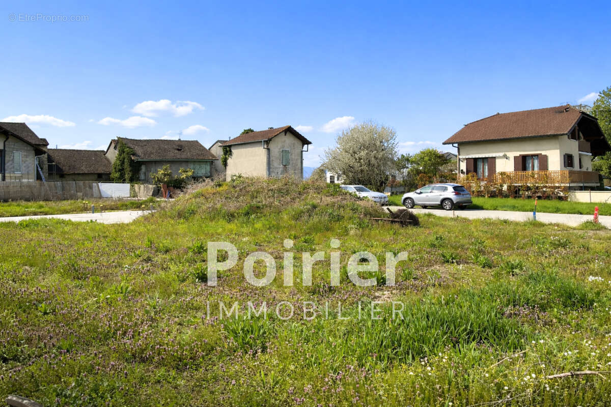 Terrain à VEIGY-FONCENEX