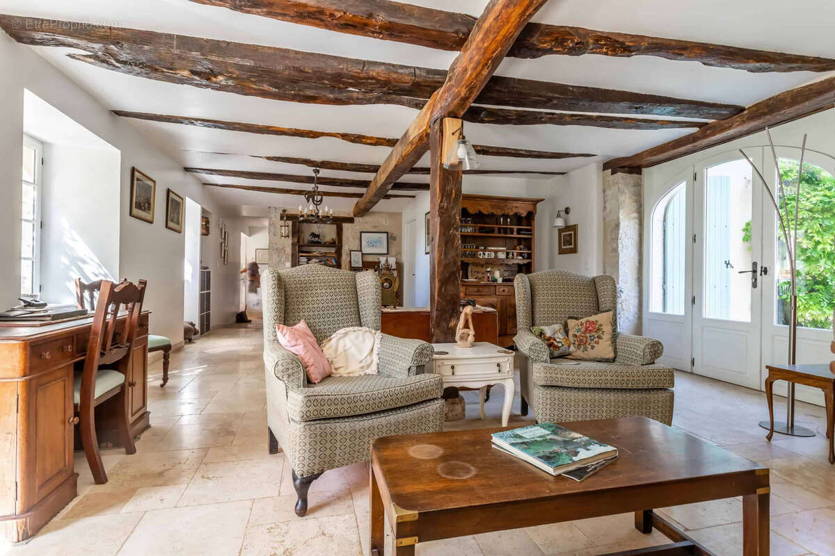 Smallholding in a beautiful location - photo 12
