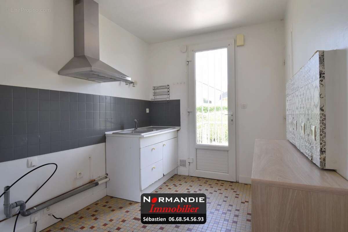 Maison à DOUDEVILLE