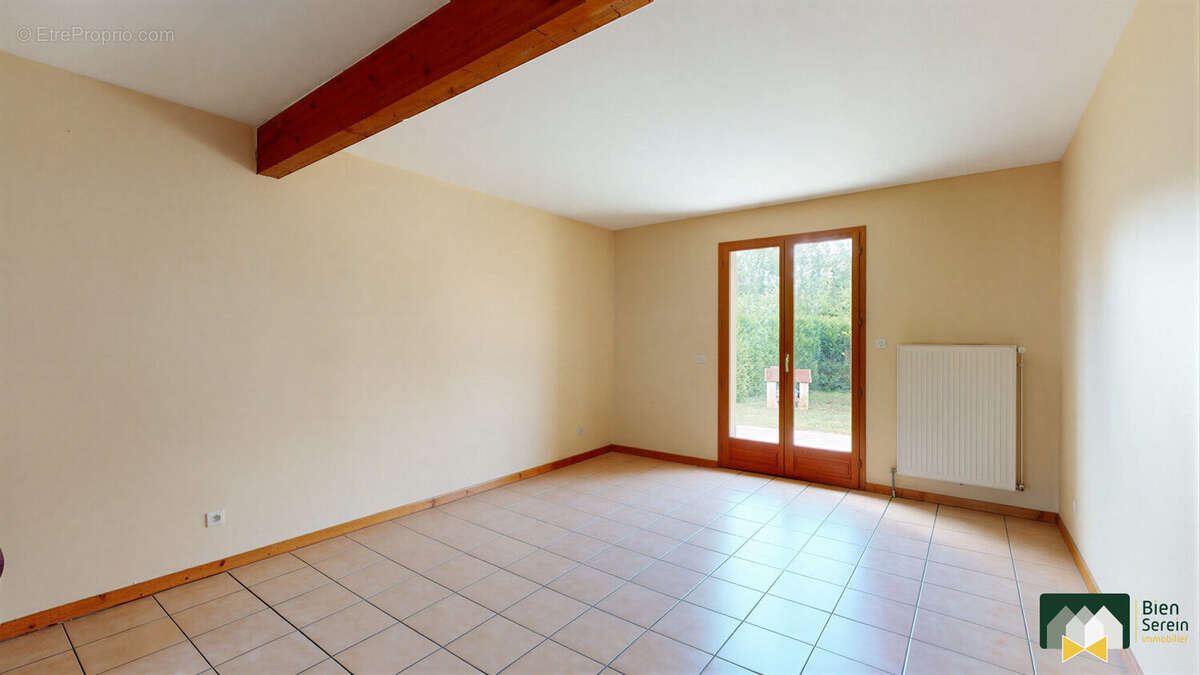 Maison à CHAMPHOL