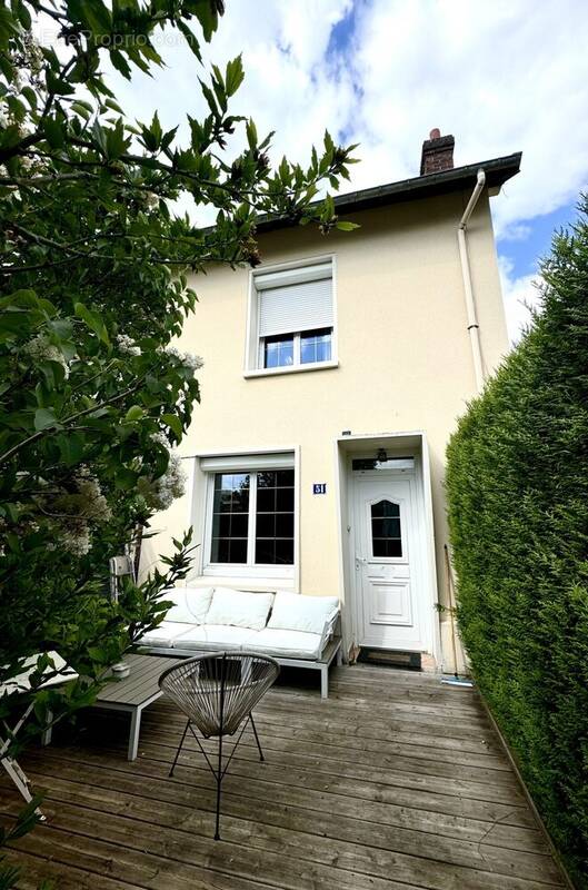 Maison à NOTRE-DAME-DE-BONDEVILLE