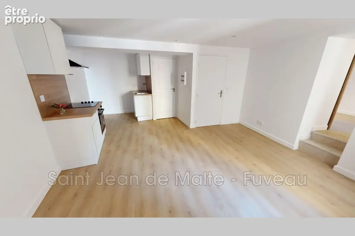 Appartement 3 pièces 42 m² à vendre à Trets (13530) - photo 2