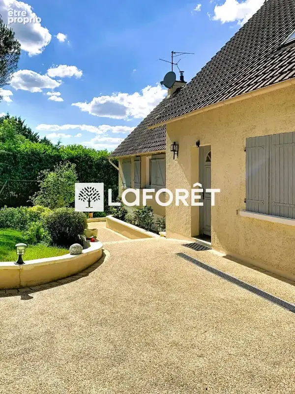 Maison de charme de 8 pièce(s) 174 m2 - photo 2