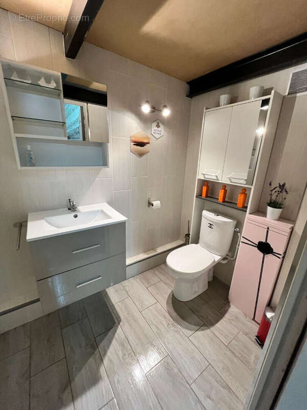 Commerce à COURBEVOIE