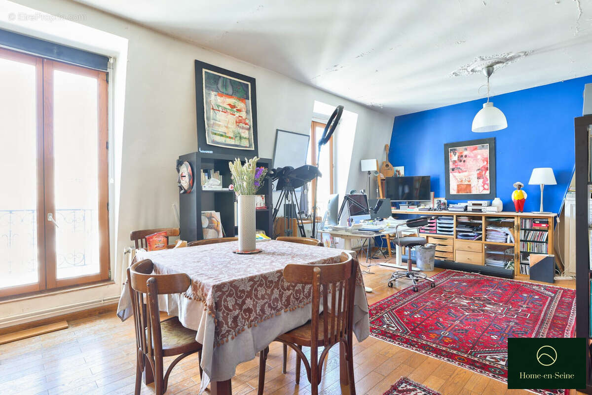 Appartement à PARIS-18E