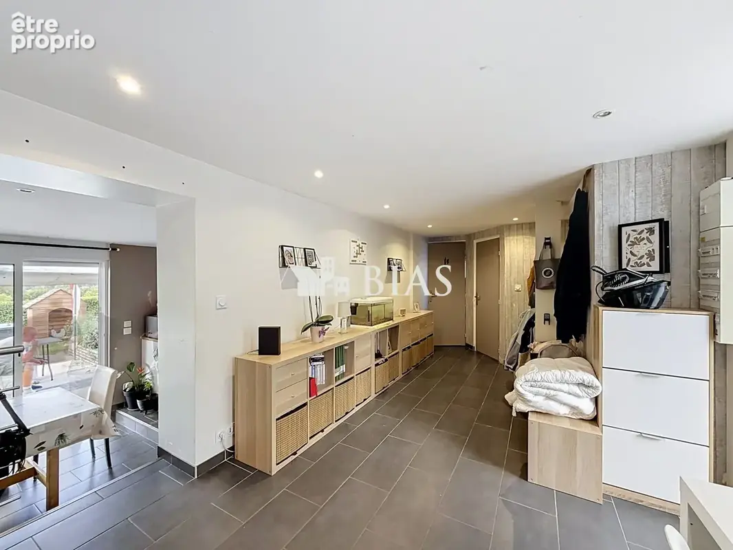 Maison 93 m² à Pont-L'eveque  - photo 2