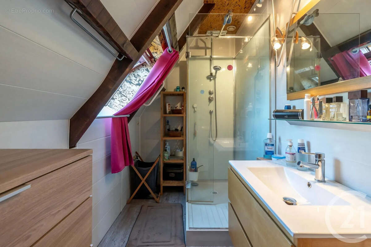 Maison 137 m² à Coubron  - photo 11