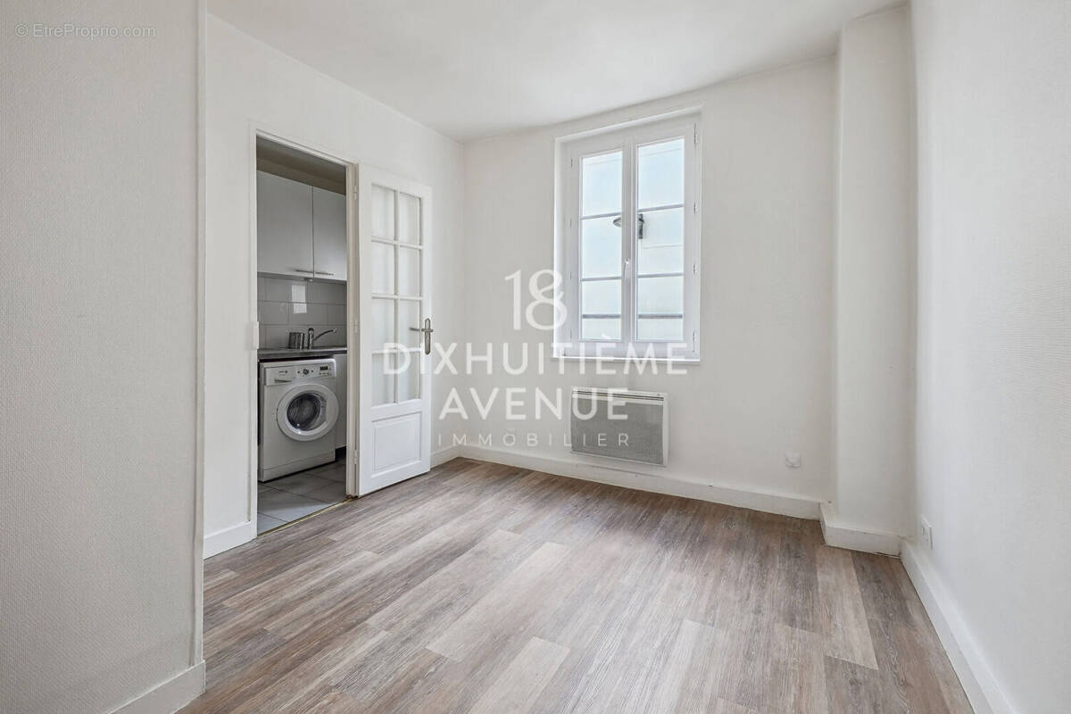 Appartement à PARIS-18E