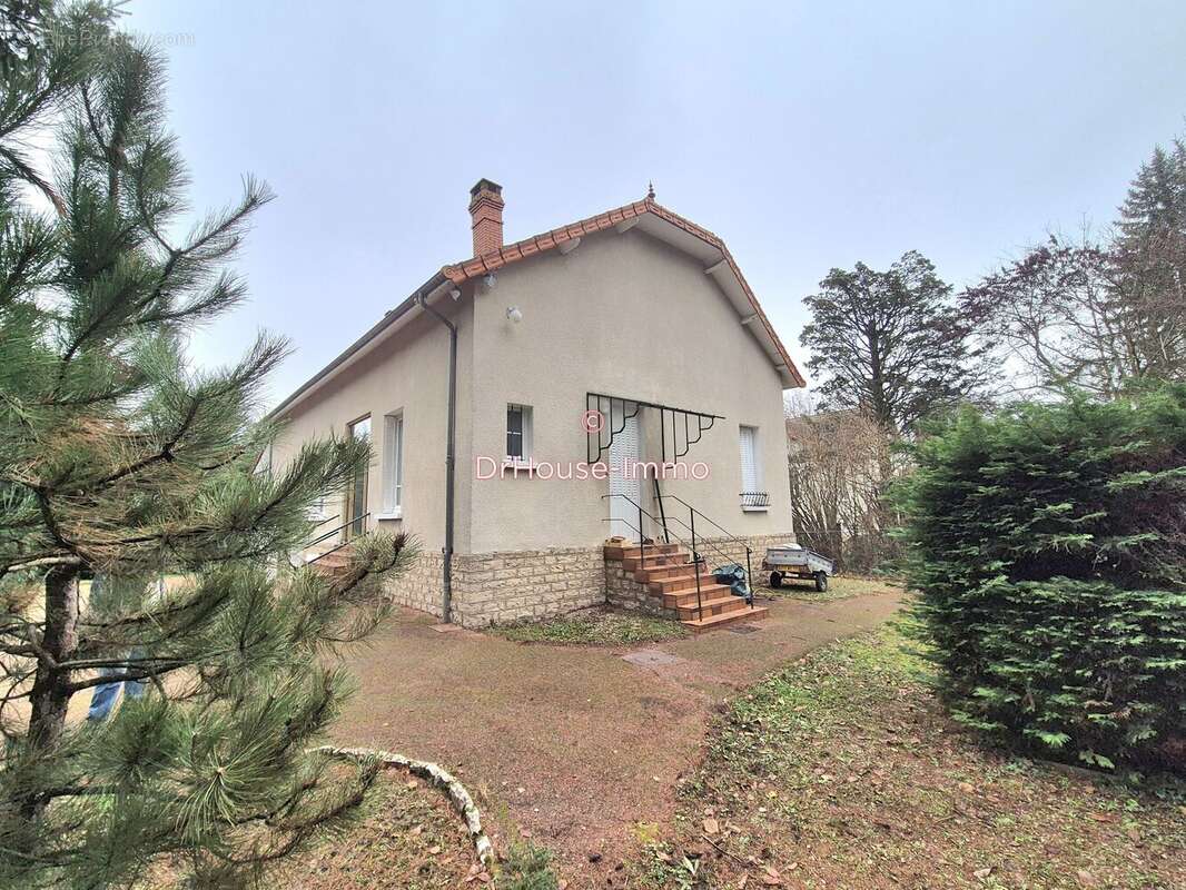 Maison à SENNECEY-LE-GRAND