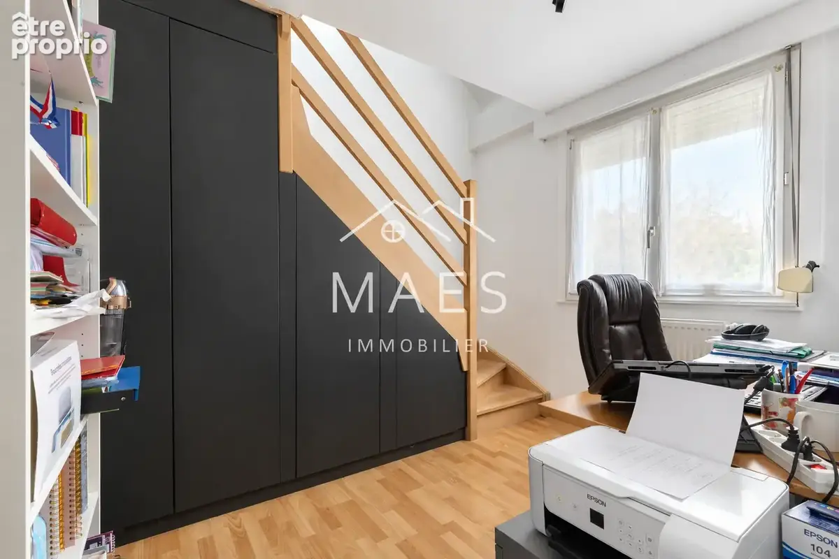 WAMBRECHIES - Maison familiale 3 chambres + bureau - Jardin & double garage - photo 10
