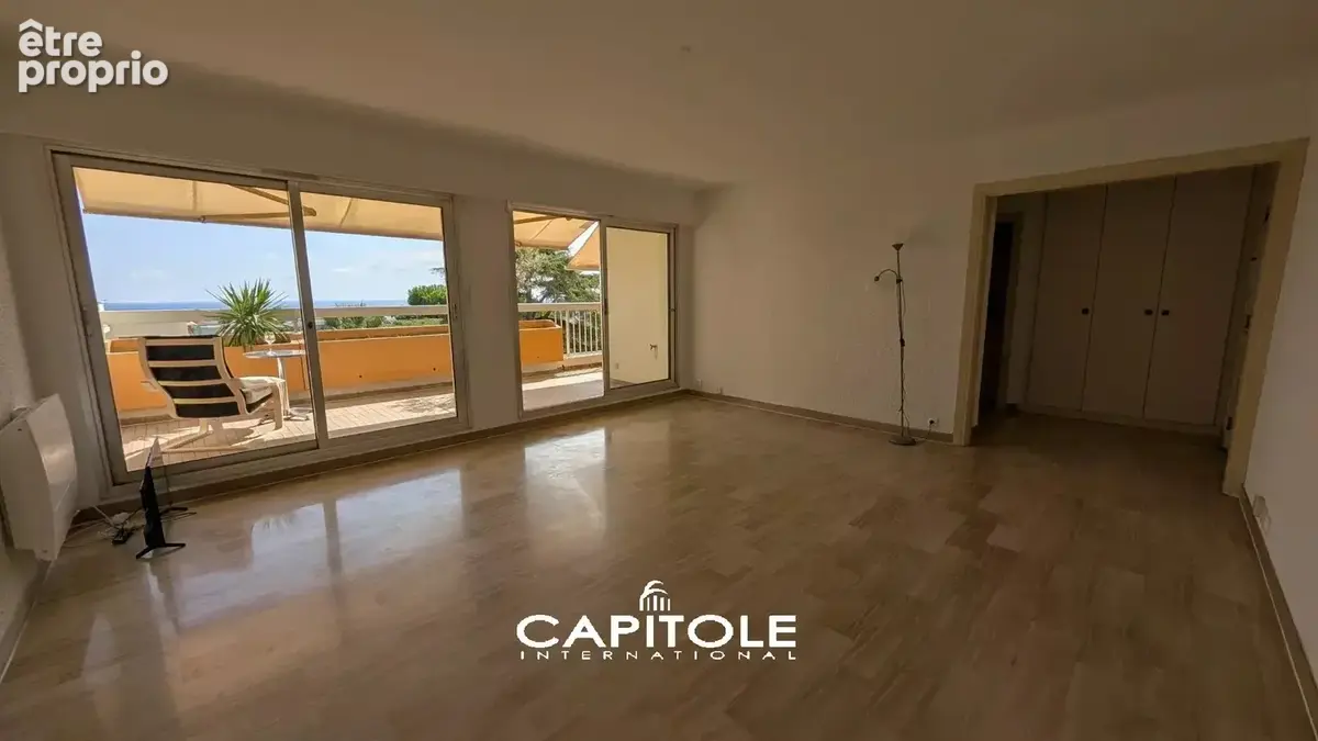 Antibes - Bel appartement 2 pièces ouvrant sur une grande terrasse  de 21 m², vue mer et verdure, à quelques pas du centre-ville - photo 14