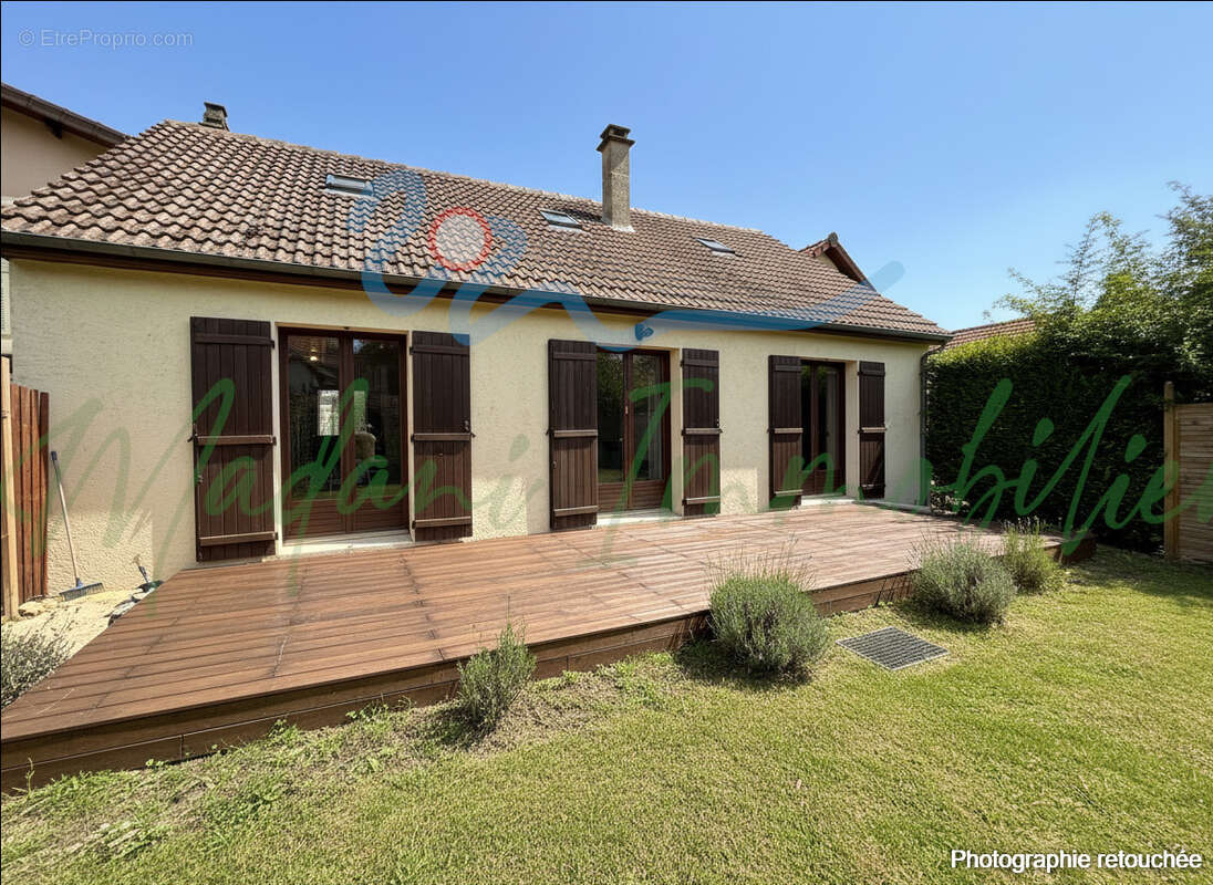 Maison à BONNIERES-SUR-SEINE