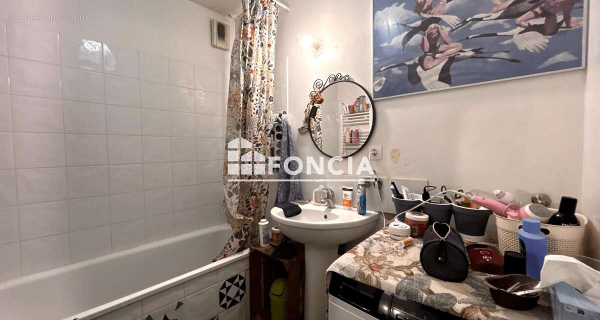 EXCLUSIVITE FONCIA - Aix les bains- Appartement T3 en rez-de-jardin avec cave et garage - photo 7