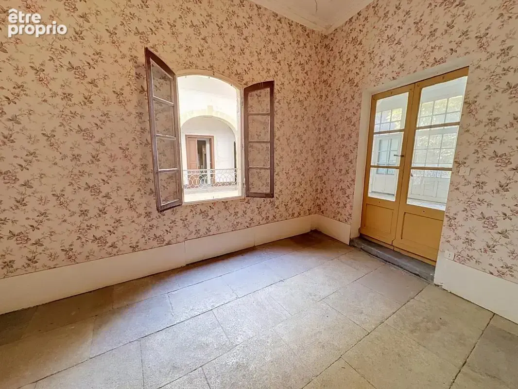 Demeure bourgeoise de 360 m2 patio interieur jardin terrasse - photo 10