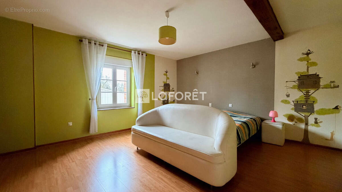 Maison à SERVON-MELZICOURT