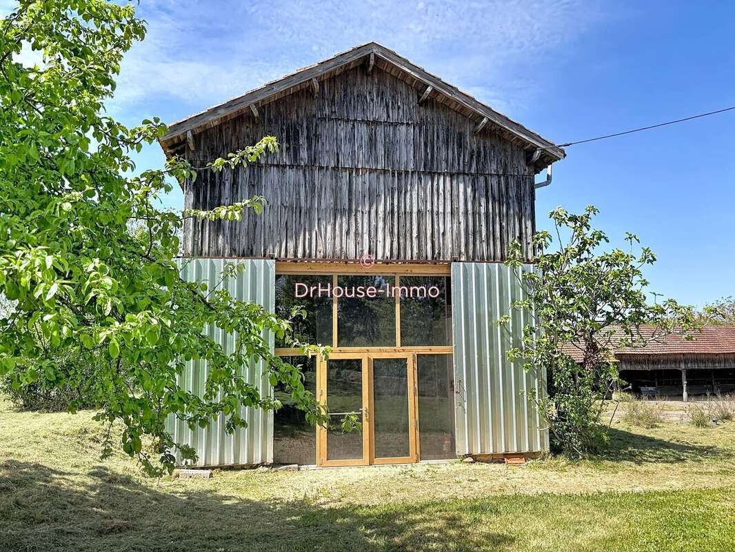 Maison à SAINT-FRONT-SUR-LEMANCE