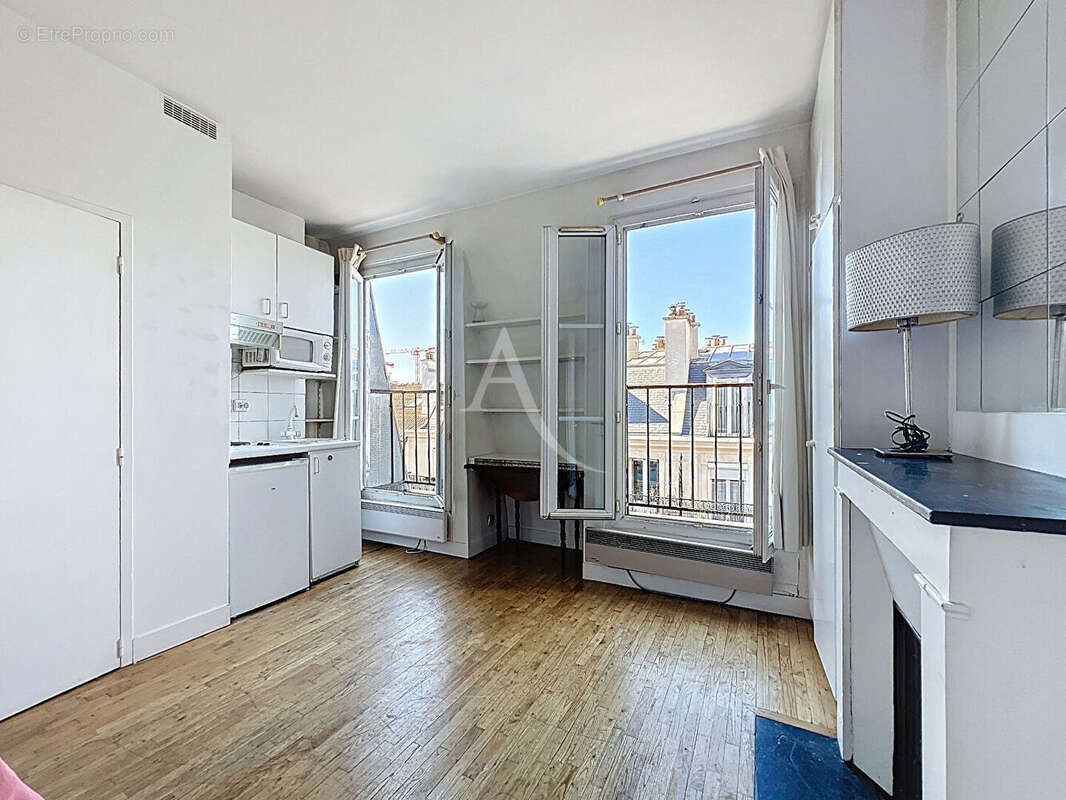 Appartement à PARIS-12E