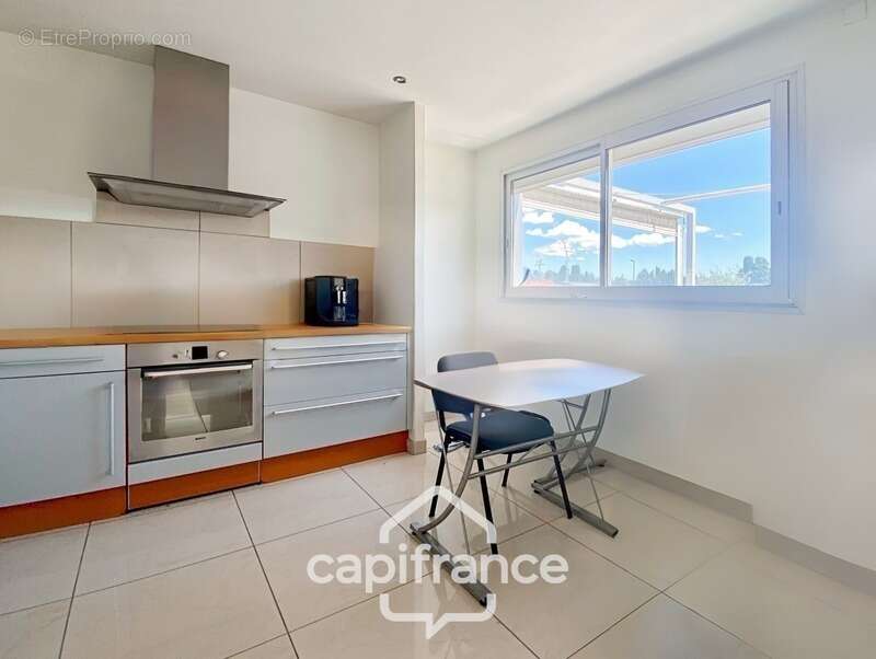 Commerce à LE SOLER