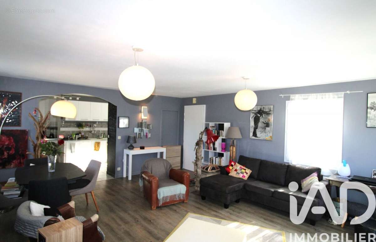 Photo 2 - Maison à GINASSERVIS