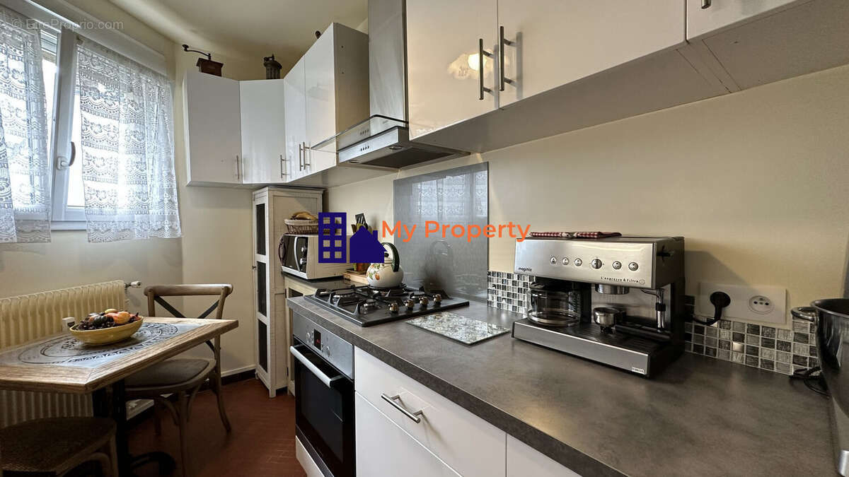 Appartement à HOUILLES