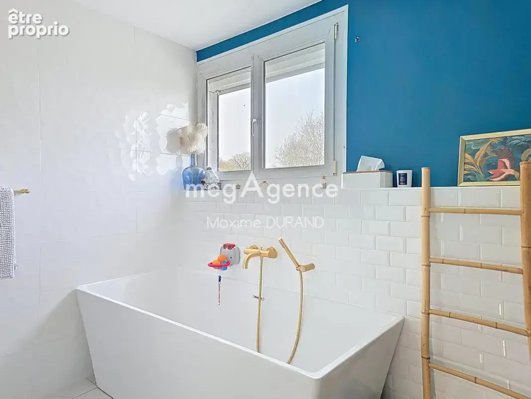 Maison 4 chambres- Terrain 5 000 m2 - photo 9