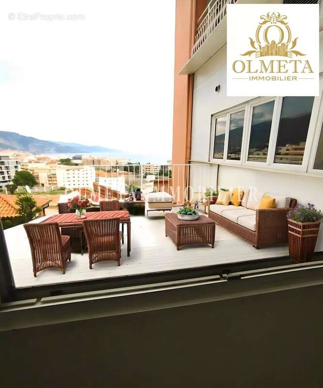 Appartement à ROQUEBRUNE-CAP-MARTIN