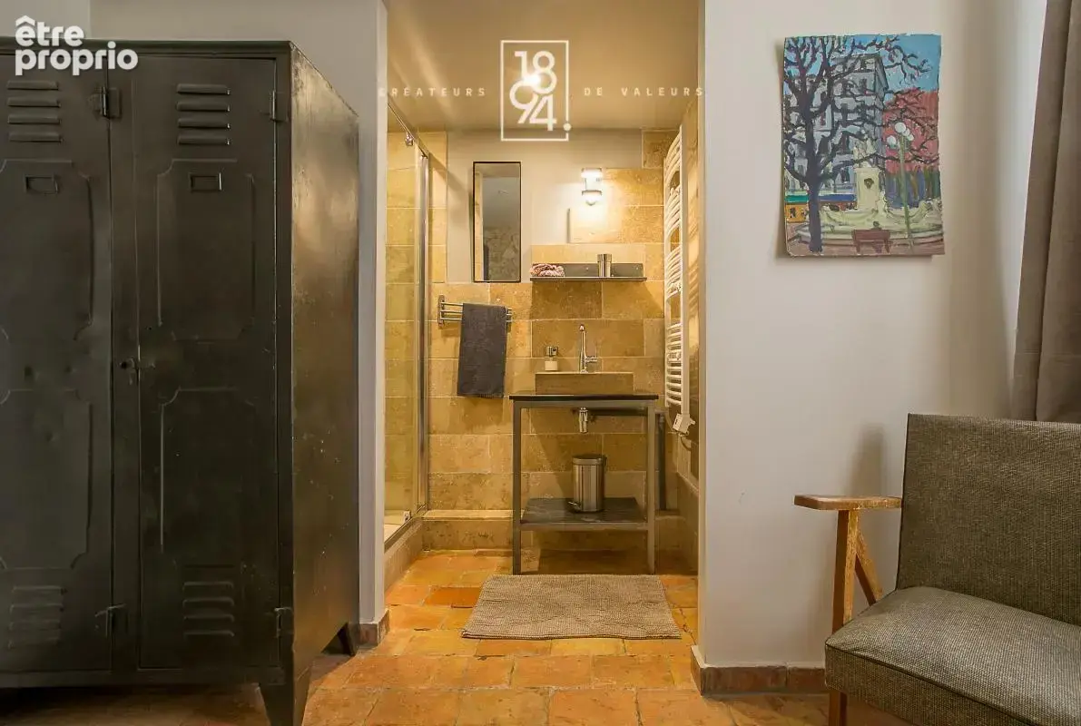 Duplex de type 3/4 entièrement rénové, d’une superficie de 130 m², situé secteur Vieux-Port avec vue mer - photo 12