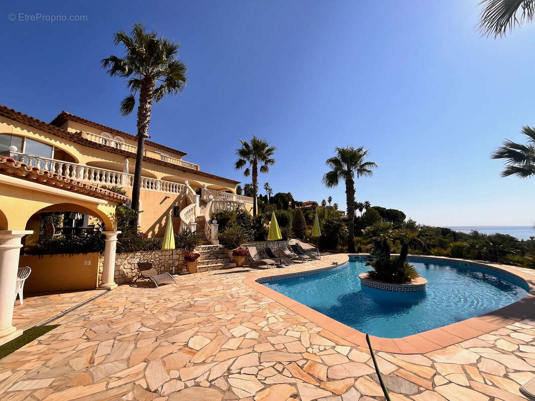 Maison à LES ISSAMBRES