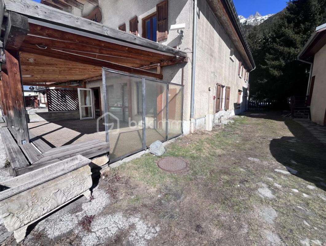 Appartement 58m² Lanslevillard + terrasse 40m² exploitable - photo 3