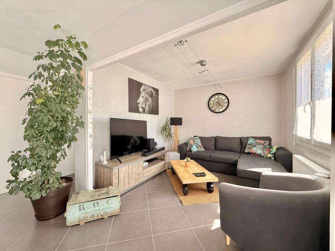 Maison sur sous sol complet, 4 chambres, terrain 914m2 - photo 7