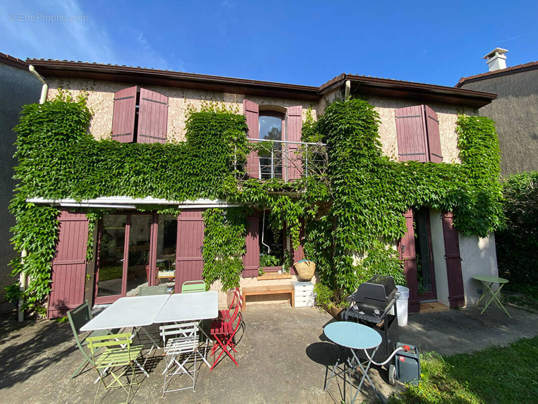 Maison à GENAS