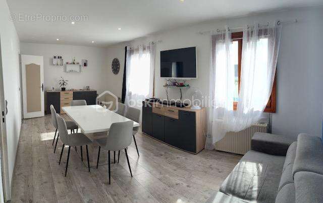 Maison individuelle avec étage,114m2 habitable, 3 chambres, avec piscine, terrain de 637m2 - photo 10