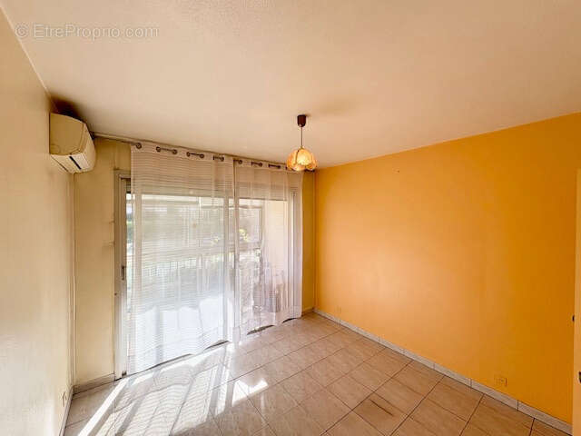 Appartement à MANDELIEU-LA-NAPOULE