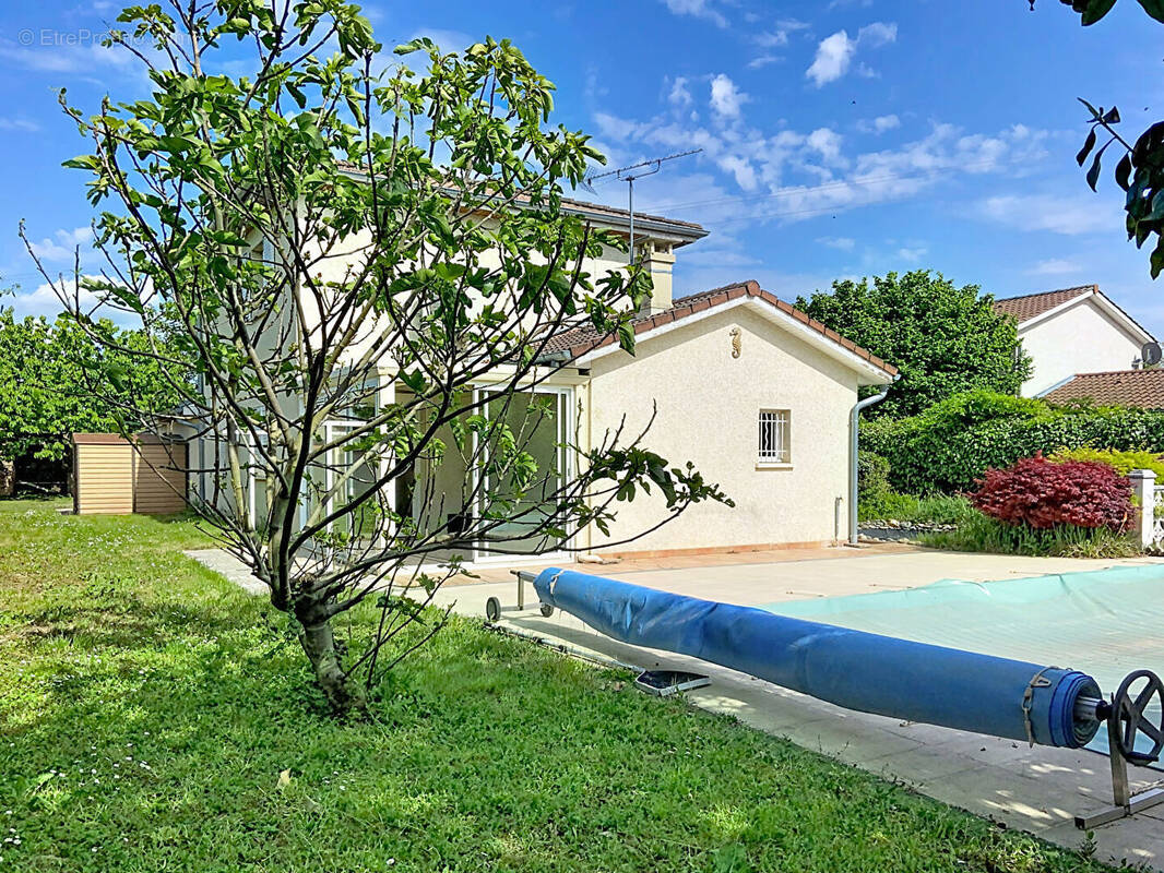 Maison à SAINT-MAURICE-DE-GOURDANS