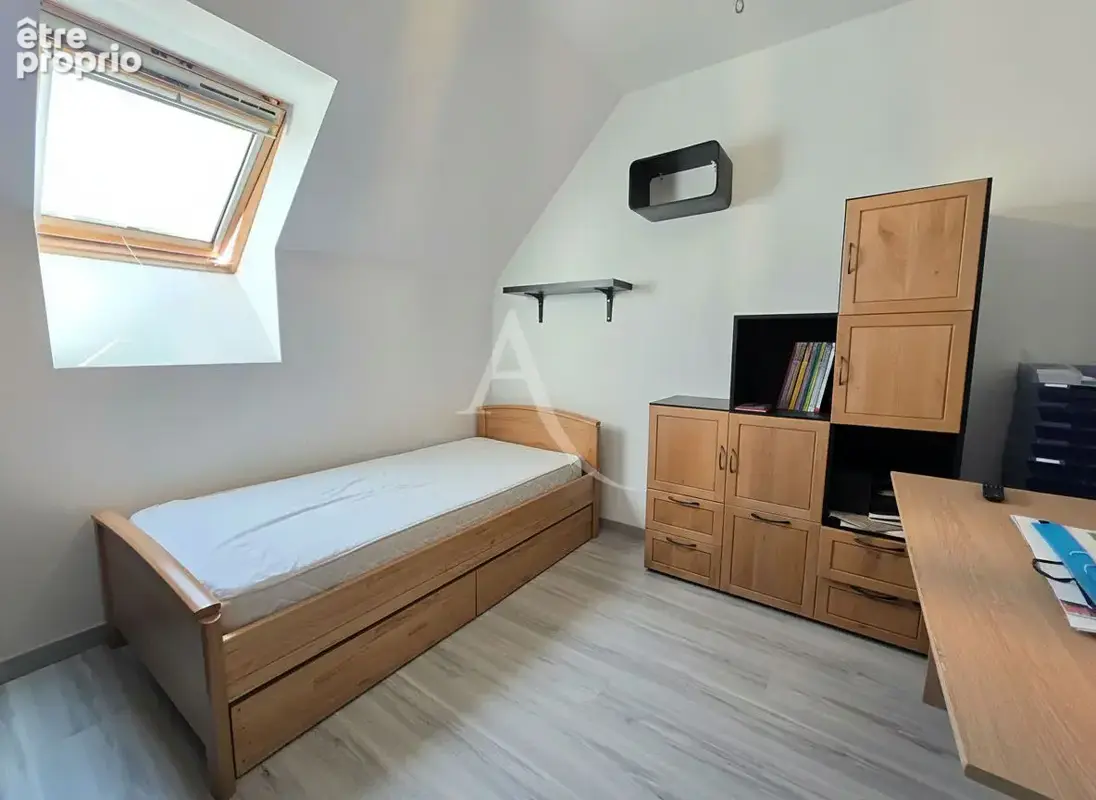 Maison familiale 5 chambres avec jardin et sous-sol à Armentières-en-Brie - photo 10