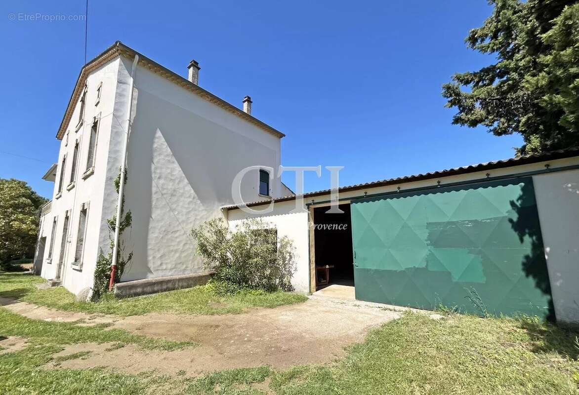 Maison à VAISON-LA-ROMAINE