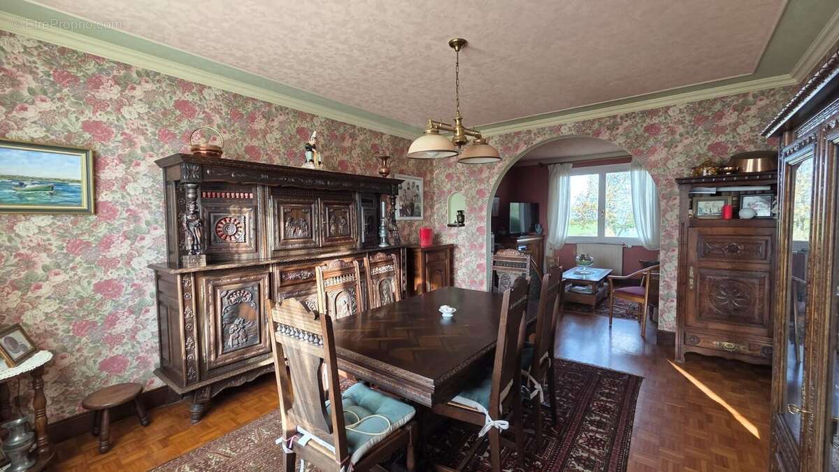 Maison à SAINT-POL-DE-LEON