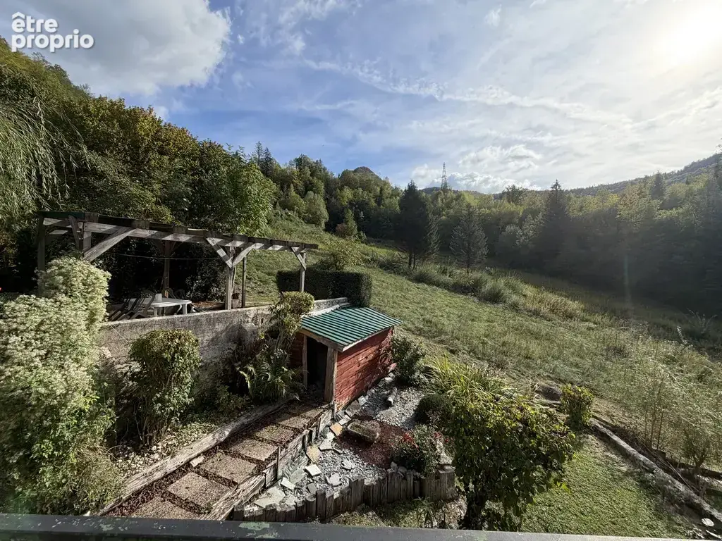 Montbrillant, belle maison mitoyenne avec terrasse - photo 3