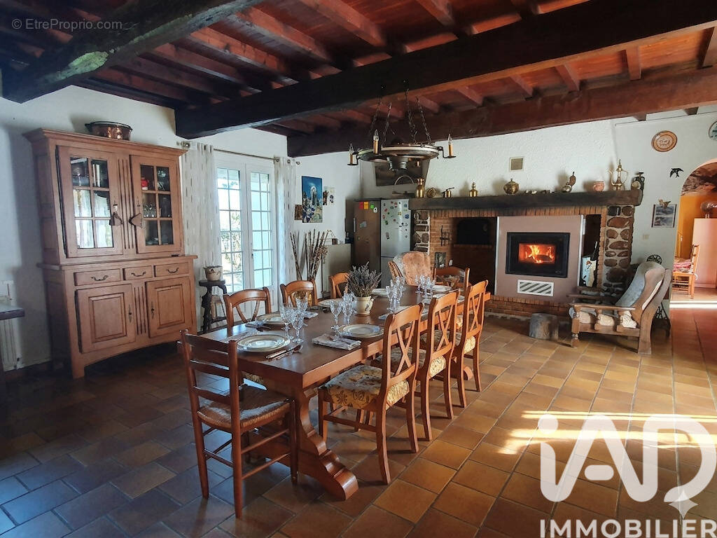 Photo 1 - Maison à TARBES