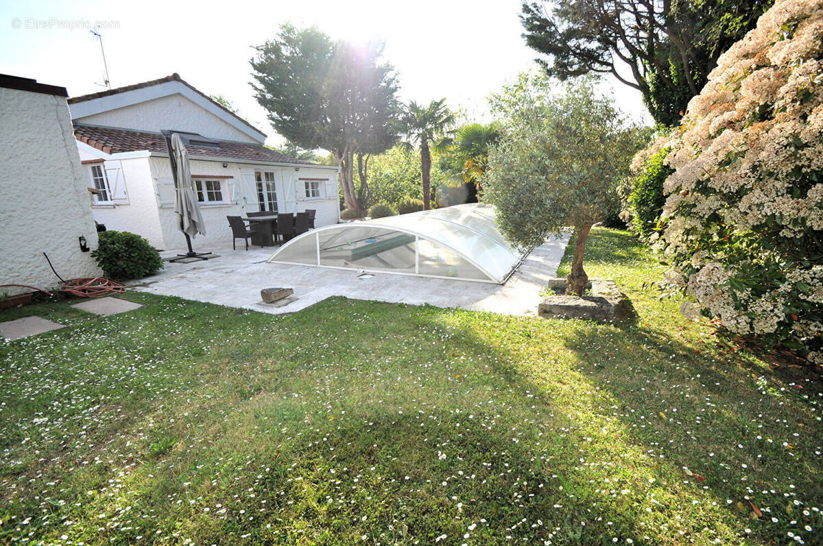 Maison à ROUANS