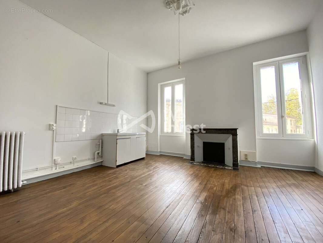 Appartement à BLAYE