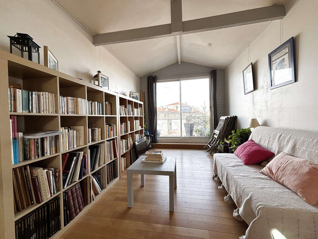 Appartement à BORDEAUX